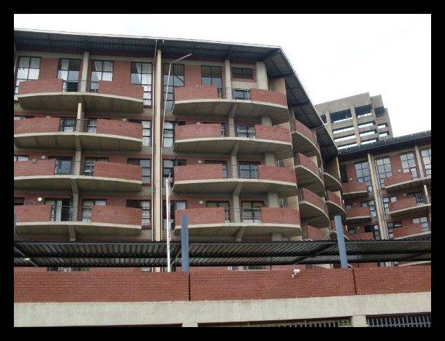 2 BEDROOM TOWNHOUSE FOR SALE IN BRAAMFONTEIN